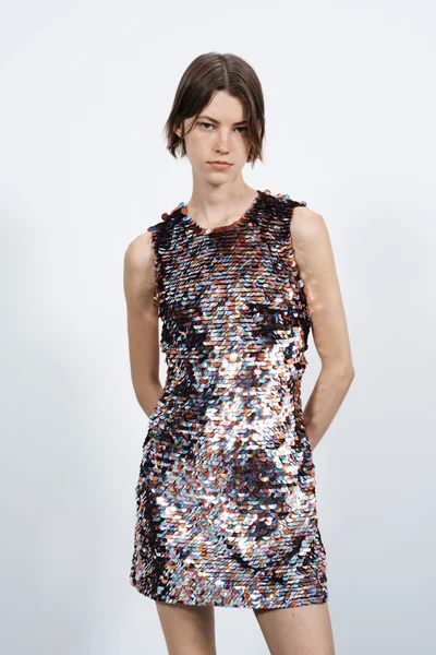 Look 18